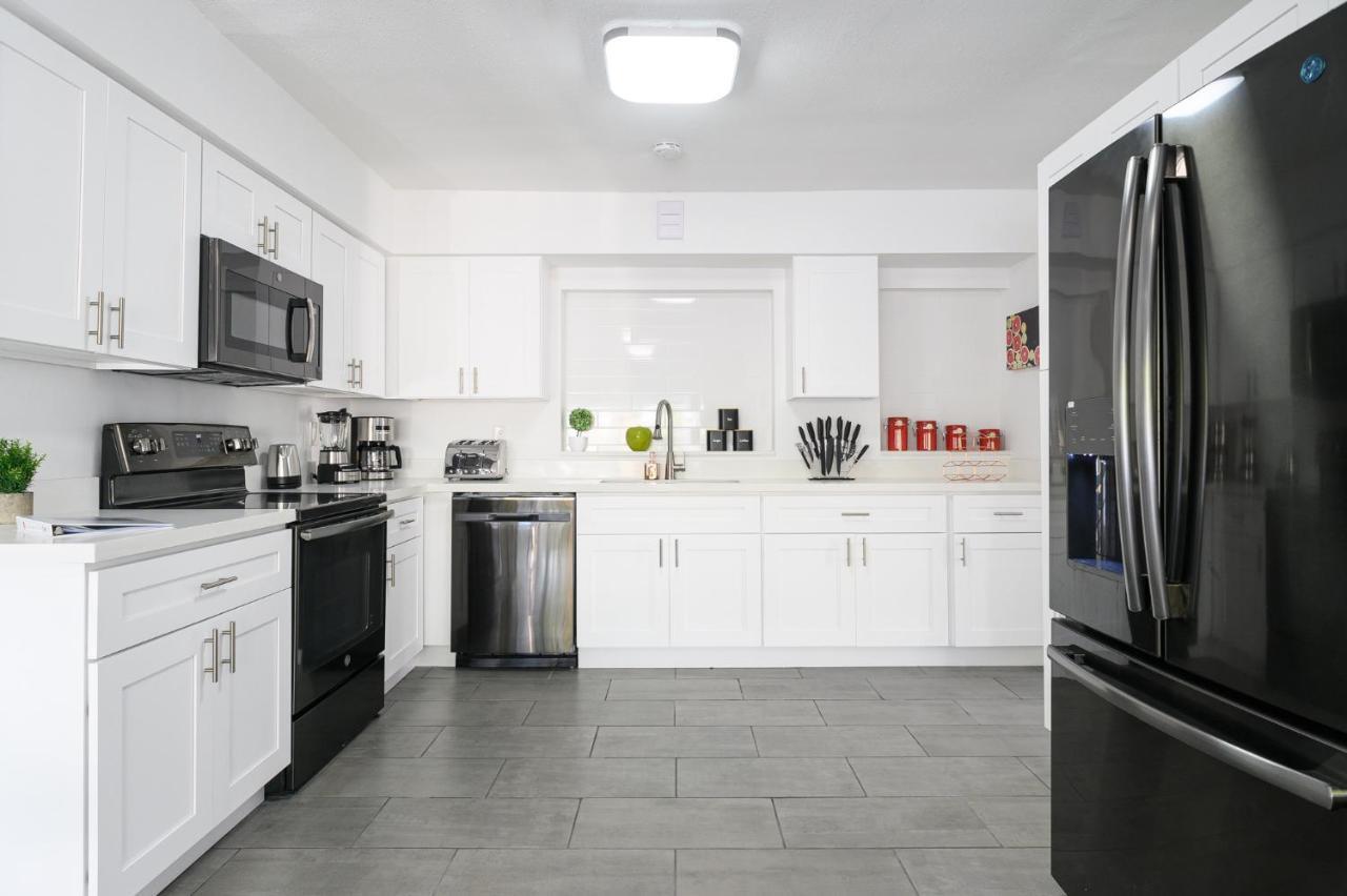 Luxury Casa 4 Bedrooms With Pool & Game Room 15 Mins To Ocean Fort Lauderdale Extérieur photo